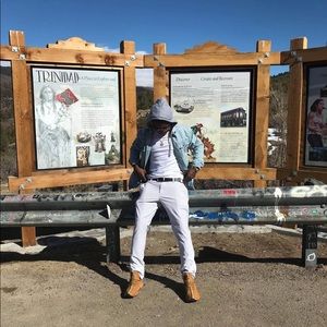 Meet your Posher, Fredrick